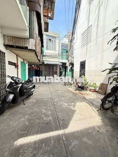 TRUNG TÂM Q. 11 - NHÀ MỚI Ở LIỀN - 3 TẦNG - 2PN - 3WC - 2.2 TỶ TL