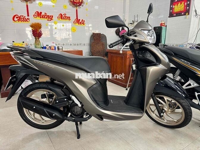 Vision 07-2025 Màu Mới Chạy 1.400Km Siêu Lướt