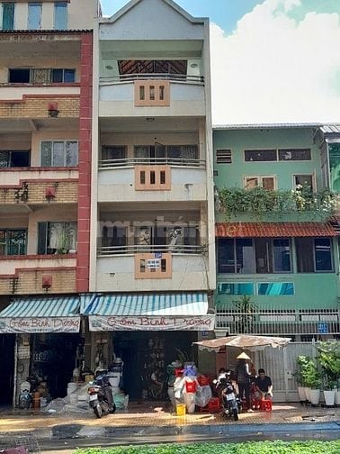 MT Nguyễn Chí Thanh P9 Quận 5, CN 83m2, KC 4 Tầng, Giá 26 tỷ