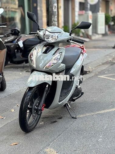 Bán Vision 2025 Bản Thể Thao Xám Xi Măng