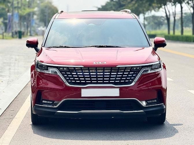 🆕 KIA CARNIVAL 2.2Diesel " Signature " Sản xuất : 2022 Model 2023