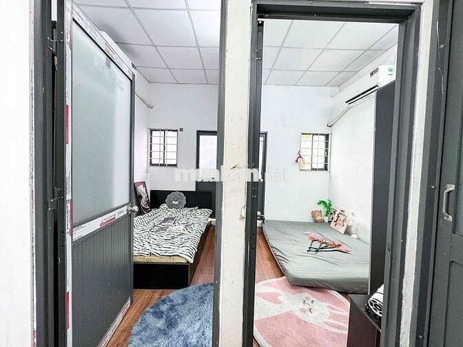 Căn Hộ cho thuê 2 phòng ngủ+ban công Tân Phú