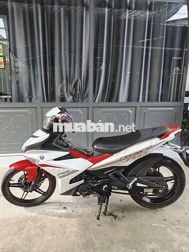 Xe chính chủ mình cần bán nguyên zin áo dán keo