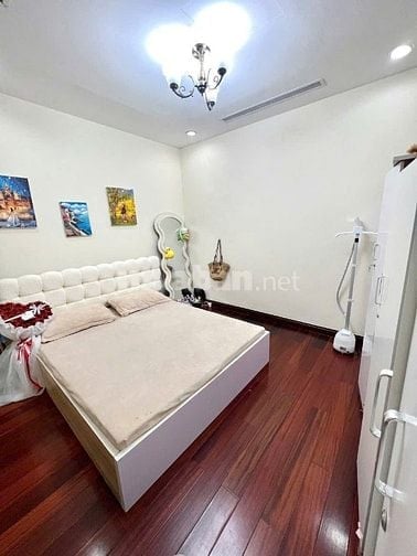 Bán nhà phố Bùi Huy Bích, 5 tầng, ngõ ô tô, nhà đẹp ở luôn. 7 tỷ