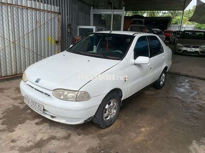 Fiat 2000 Số sàn 1.3L Trắng