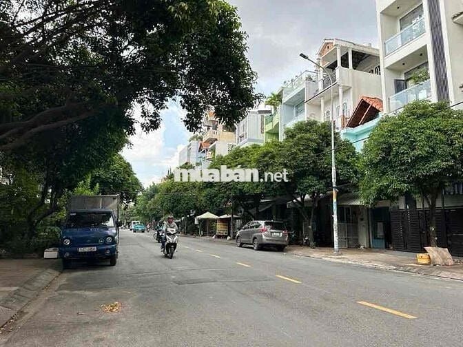 Mặt tiền ngộp họ Lê cần bán nhanh