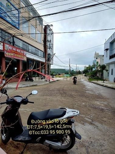 XÃ LỖ đất 2 mặt tiền VIP 143m2 (2tỷxx) nhà hàng HOÀNG LONG DIÊU TRÌ