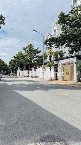 chính chủ đất đông hoà 200,9m thổ 80m ngang 7,5m nở hậu