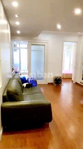 Chính chuủ cho thuê Chung Cư Liễu Giai, Vạn Phúc 70m2 Giá 13 tr