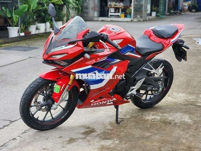 Tp.hcm CBR150 abs bao rút gốc cần bán