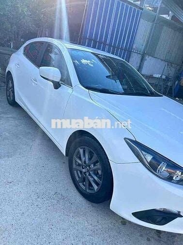 Mazda 3 2016 1.5 AT Hatchback - 110000 km