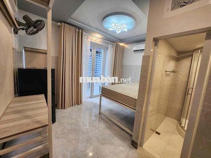 Cho Thuê Phòng Tách Bếp 20m2 Balcon Giặt Riêng Ngay Cầu Vượt 3/2 Q10