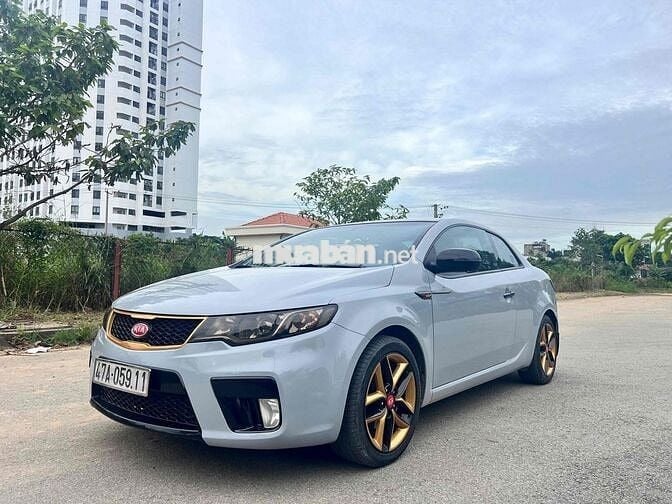 Kia Cerato Koup 2.0 AT 6 Cấp 2 cửa 5 Chỗ Rất Đẹp