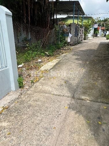 Bán đất ngay trung tâm Phường Lagi