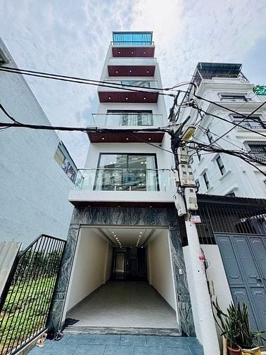 💥 Bồ Đề 6 tầng thang máy - gara 2 ô tô – cách Hồng Tiến 100m, giá đẹp