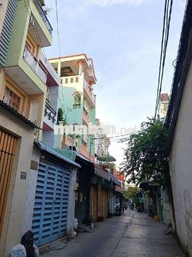 BÁN NHÀ TRUNG TÂM BÌNH TÂN HẺM 6M XE HƠI , GIÁ RẺ KỊCH TRẦN