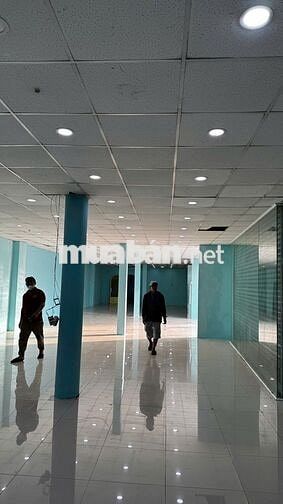 CHO THUÊ MẶT BẰNG KD MỚI ĐẸP 240M2 MẶT TIỀN QL1A, BÌNH TÂN GIÁ RẺ