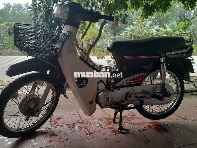 Honda Dream II Trắng đen
