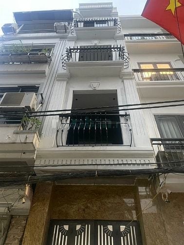 Cho thuê căn hộ khép kín trong tầng 2, 3 tại Hồng Hà, Hoàn Kiếm