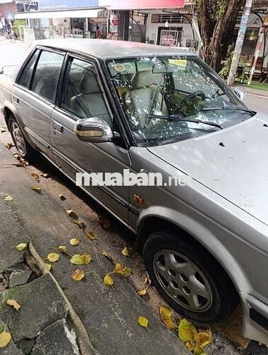 Nissan Bạc Số sàn