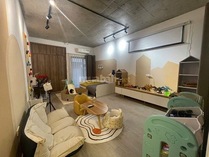 Bán nhà Khung 5.5 Tầng Khu Kim Mã 629 Gần Hồ Ngọc Khánh