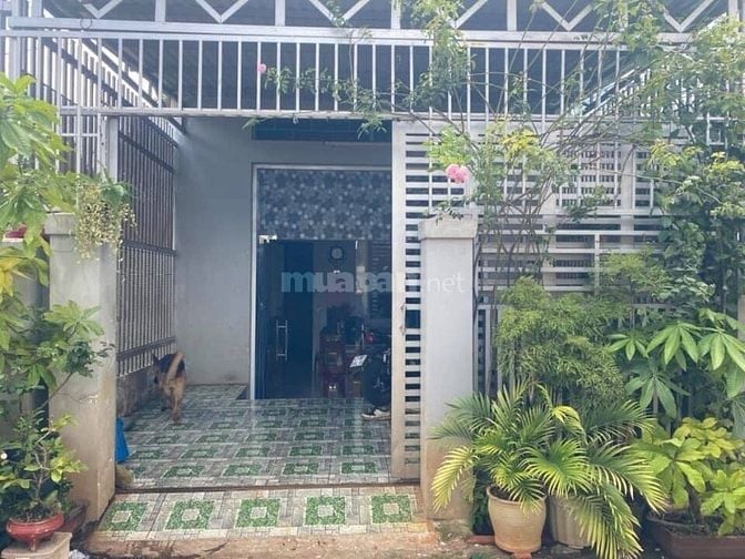 CHỊ HẢI BÁN NHÀ HÓC MÔN ,AN HẠ 335TR.