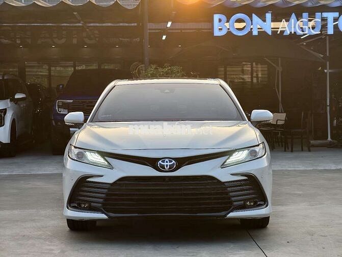 TOYOTA CAMRY 2.5Q 2022 MÀU TRẮNG