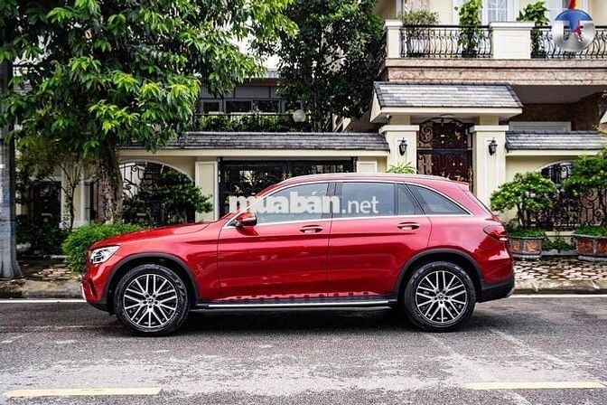 Mercedes-Benz GLC200 4Matic 2022 Đỏ