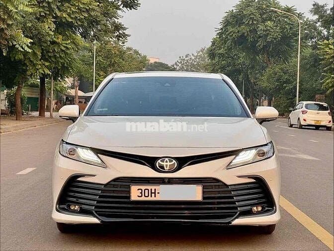 Toyota Camry 2022 2.5 Q - 43000 km