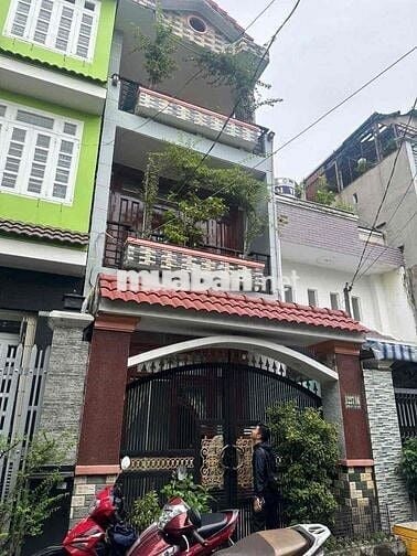 Nhà Lê Đức Thọ, 67m2, 4x17m, 5 PN, hẻm xe hơi, giá nhỉnh 7 tỷ