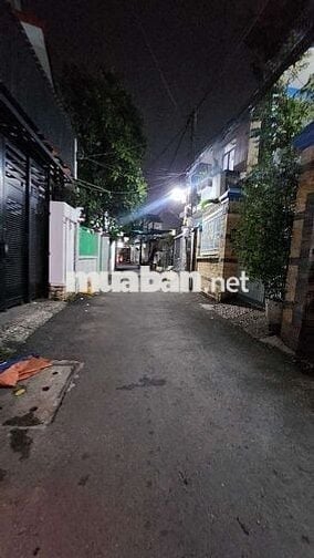 Cho thuê nhà gần chợ Tam Hà 8,5tr có bớt.  Sẵn 2 máy lạnh