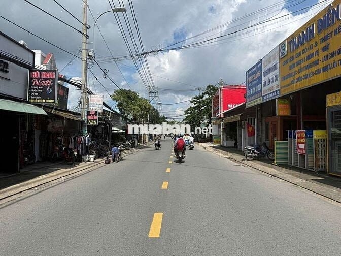 Chính chủ cần bán lô đất măt tiền phan văn hớn. Gần chợ XTTT.