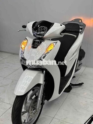 SH160 2025 zin chính chủ odo1k ( hỗ trợ góp)