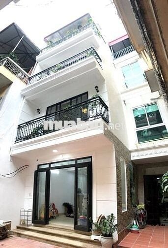 Nguyên căn 5 tầng - 45m2 3PN trong khu biệt thự Trần Quốc Toản, Hà Nội