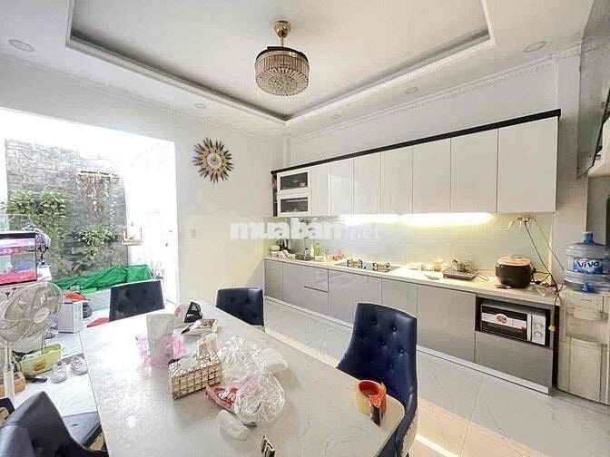 Nhà mặt tiền Nguyễn Lộ Trạch Tân Phú 88m2 ( 4m x 22m)