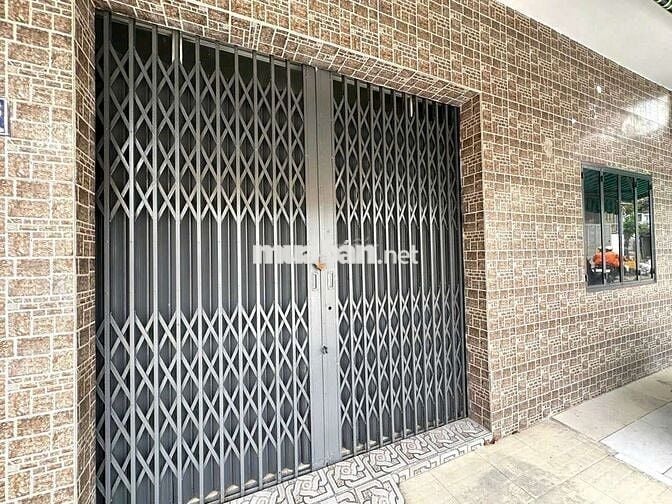 Cho thuê nhà nguyên căn hẻm xe hơi 300 Nguyễn Văn Linh