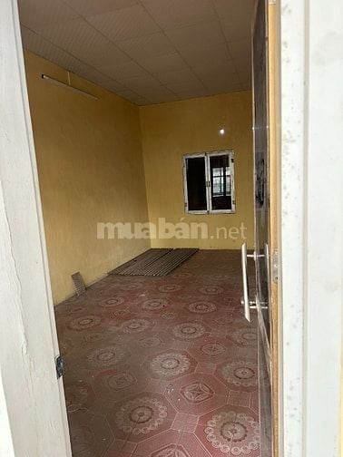 Cho thuê kho giá rẻ, ngay trung tâm quận Hà Đông