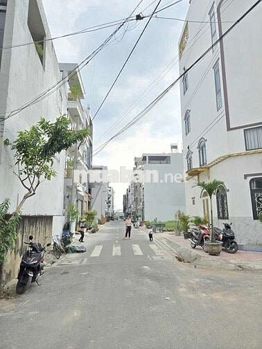 NGAY HƯƠNG LỘ 2 - KHU TÊN LỬA- 5X14M - XE TẢI THÔNG - GIÁ CHỈ 4,7 TỶ