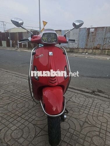 Piaggio Vespa Sprint 125 Đỏ 13.800 km