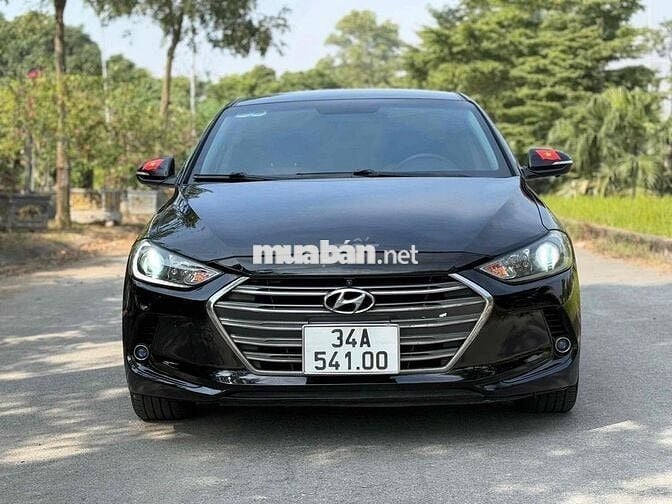 Hyundai Elantra 2017 1.6 MT - 90000 km