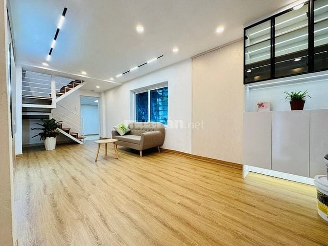 Nhà Đẹp Gần Phố, Bùi Ngọc Dương, Hai Bà Trưng 90m, giá 4.15 tỷ.