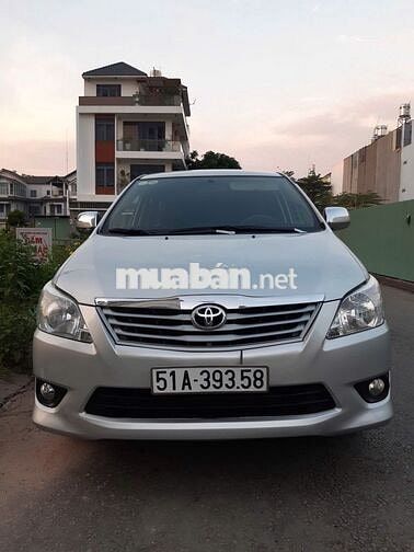 Toyota Innova 2012  - 235000 km