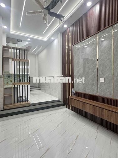 Nhà PHÂN LÔ MỚI Ken Hẻm XE HƠI - Dt 35m2 - 4 Tầng - Sổ HOÀN CÔNG VUÔNG