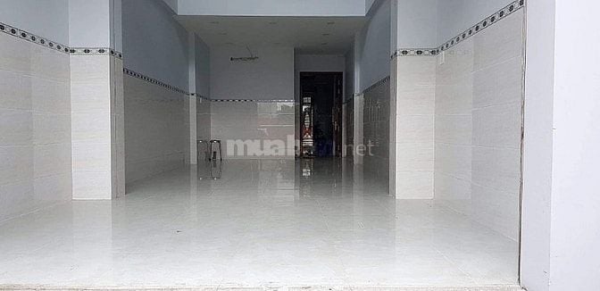 Cho thuê mặt bằng  VIP đối diện Emart Phan Văn Trị P5 GV_DT: 4mx11m