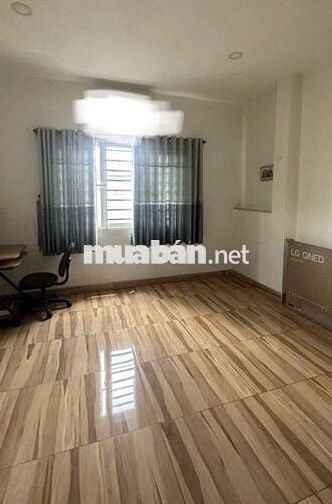 Nhà mới sửa đẹp, 1 lầu đúc, Dt: 4.6m x 18m, 2PN, 2WC, hẻm 2.5m Gia Phú