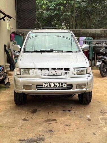 Isuzu Hi lander 2004 xe zin