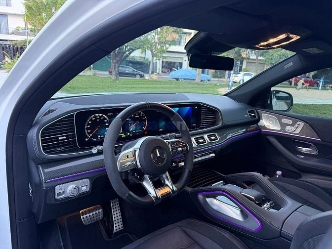 CHÍNH CHỦ bán GLE53 Coupe chạy 1000km, mới mua 10-2025