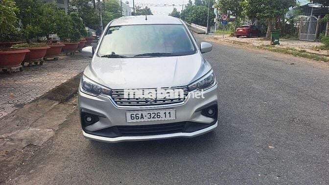 Suzuki Ertiga 2020 Bạc