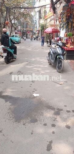 Bán nhà Phan Đình Giót, Thanh Xuân,gần chợ, gần ô tô