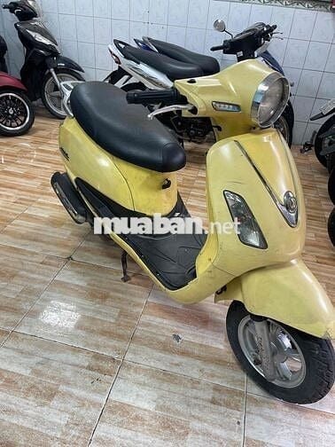 SYM Atila màu Vàng số tự động